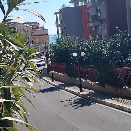 In Sea Breeze Complex Apartment *